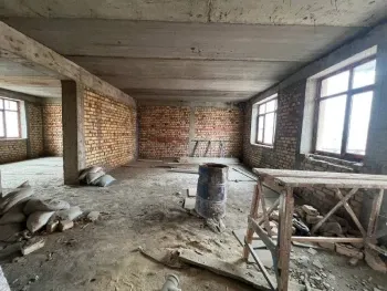 95 м², 3-комн. квартира, 4/8-3