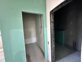 130 м², 4-комн. квартира, 3/15-1