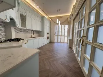 190 m², 3-xonali kvartira, 10/10-2