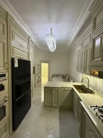 116 м², 3-комн. квартира, 2/4-1
