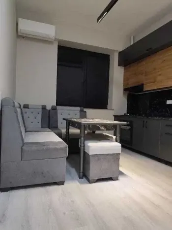 42 м², 2-комн. квартира, 1/6-2