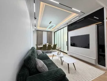 250 м², 5-комн. квартира, 7/8-3