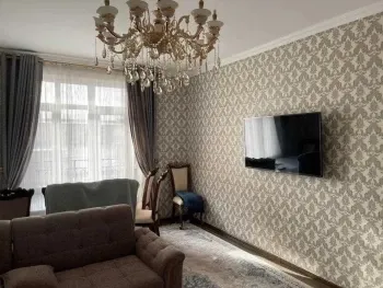 92 m², 3-xonali kvartira, 3/8-0
