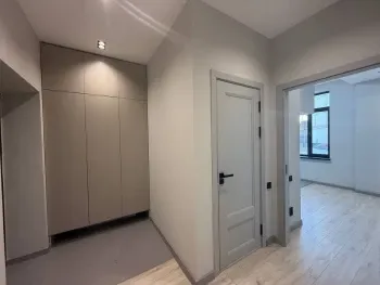 105 м², 3-комн. квартира, 1/9-3