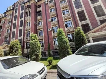 82 м², 2-комн. квартира, 4/6-3