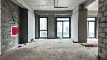 140 м², 3-комн. квартира, 4/51-2