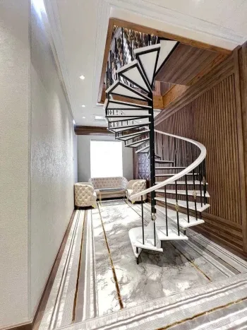 140 m², 4-xonali kvartira, 7/8-1