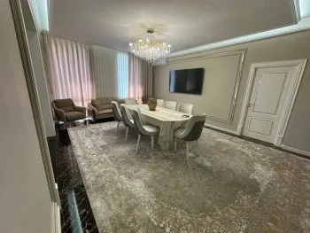 202 m², 5-xonali kvartira, 9/10-2