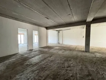 180 м², 4-комн. квартира, 10/10-3