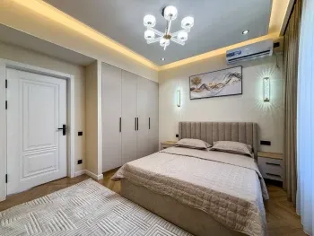 100 м², 4-комн. квартира, 4/10-2