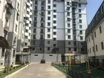 133 м², 4-комн. квартира, 1/10-2