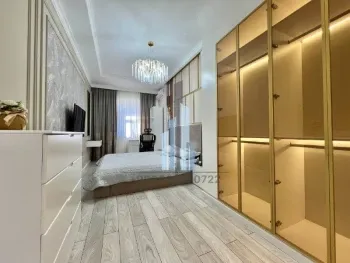 130 м², 4-комн. квартира, 4/9-3
