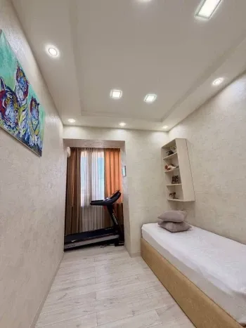 162 м², 4-комн. квартира, 8/8-3