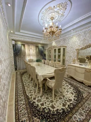 192 м², многокомнатная квартира, 1/5-0