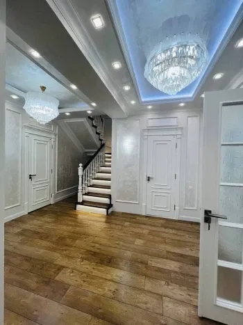160 м², 5-комн. квартира, 8/9-1