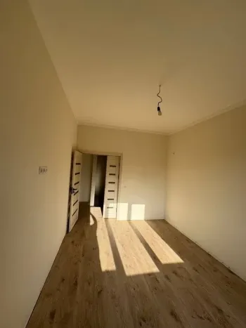 104 м², 5-комн. квартира, 1/8-1