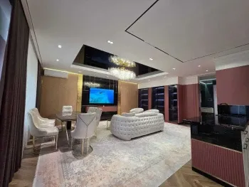 131 м², 4-комн. квартира, 2/12-2