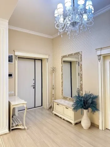 165 м², 4-комн. квартира, 8/8-1