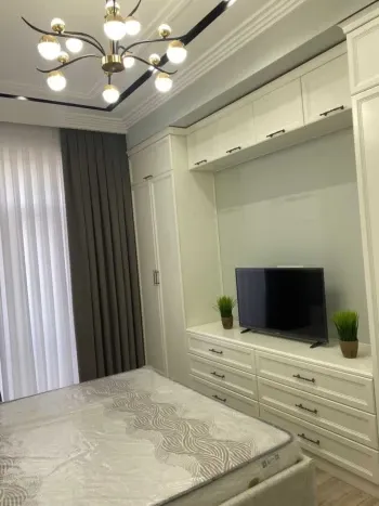 80 м², 3-комн. квартира, 9/10-3