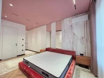 131 м², 4-комн. квартира, 2/12-2