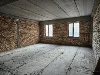 231 м², многокомнатная квартира, 1/9-1
