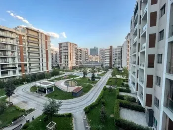 106 м², 3-комн. квартира, 1/9-0