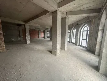 176 м², 5-комн. квартира, 2/12-0