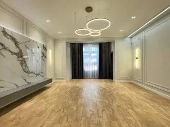 137 м², 3-комн. квартира, 4/8-3