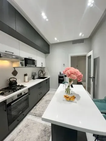 83 m², 3-xonali kvartira, 1/9-2