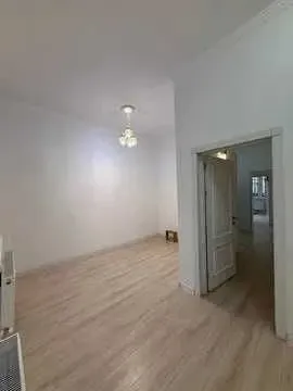 125 м², 5-комн. квартира, 1/9-2