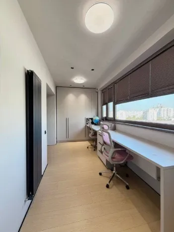 130 м², 4-комн. квартира, 8/12-1