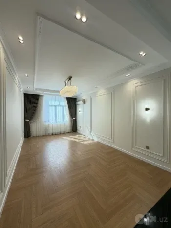 100 м², 3-комн. квартира, 3/8-2