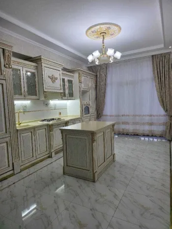 130 м², 4-комн. квартира, 1/6-2