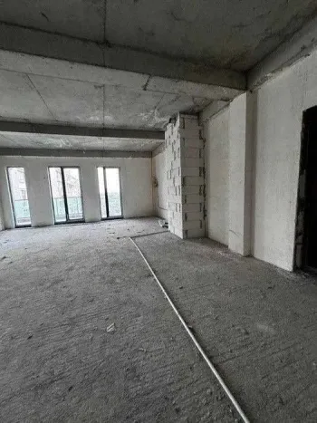 147 м², 5-комн. квартира, 7/8-3