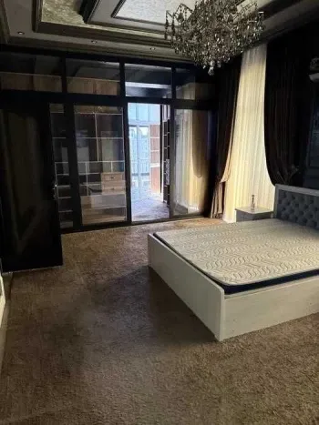 136 м², 4-комн. квартира, 7/8-1