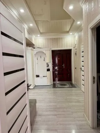 80 м², 3-комн. квартира, 7/7-3