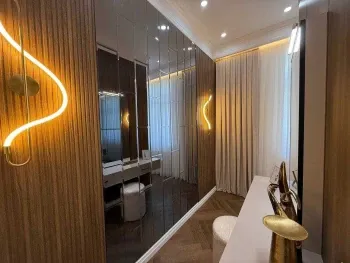 110 м², 4-комн. квартира, 8/9-1