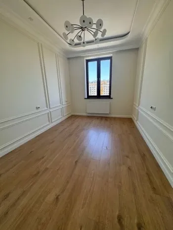 100 м², 3-комн. квартира, 8/10-1