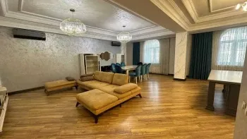 140 м², 3-комн. квартира, 6/6-1