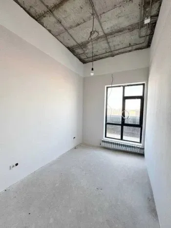 315 м², 5-комн. квартира, 8/8-3