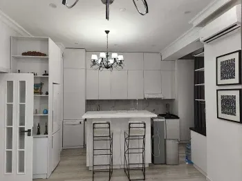 176 м², многокомнатная квартира, 8/9-2