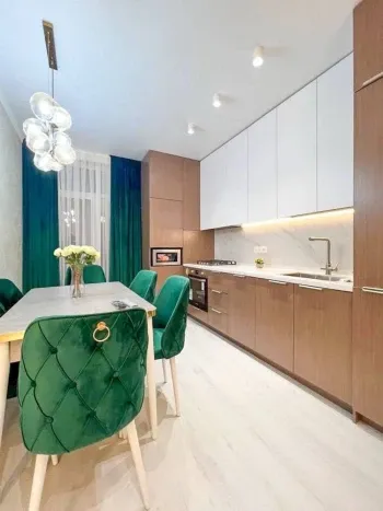 96 m², 3-xonali kvartira, 3/9-2