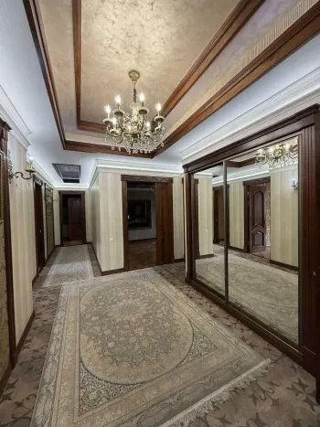 183 m², 4-xonali kvartira, 3/5-1