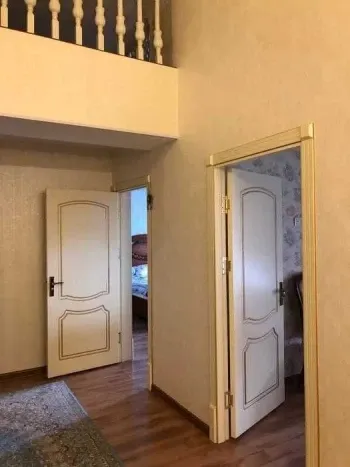 205 m², 4-xonali kvartira, 7/8-1