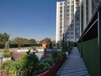 220 м², 4-комн. квартира, 4/14-1
