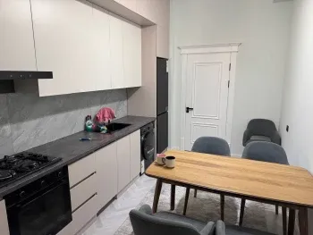 85 м², 2-комн. квартира, 3/9-1