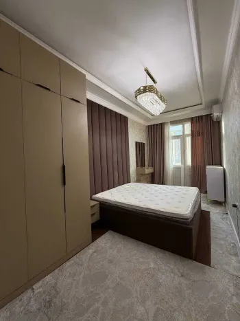 100 м², 3-комн. квартира, 6/8-3