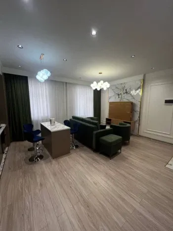 77 м², 3-комн. квартира, 3/8-1