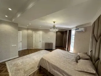 202 м², 5-комн. квартира, 9/10-2