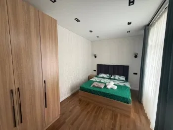 100 м², 3-комн. квартира, 11/12-3